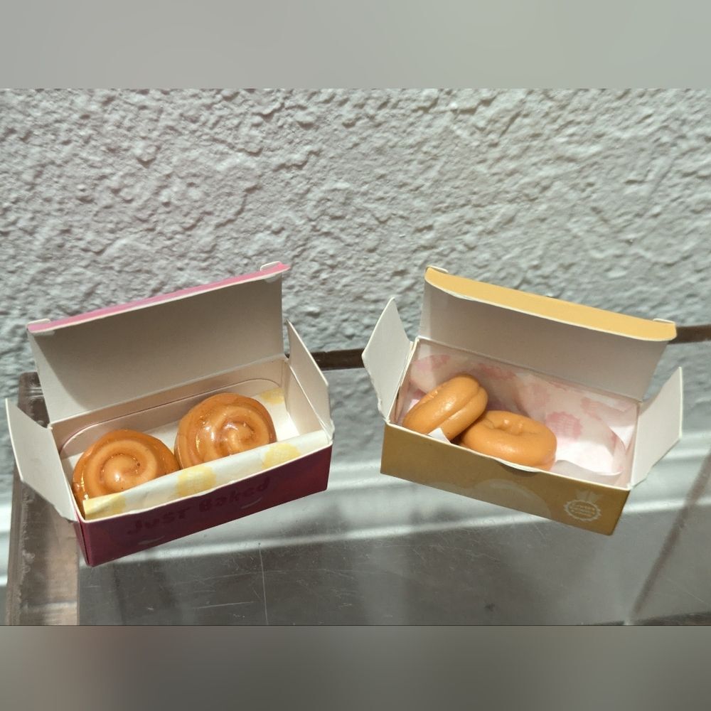 MGA Miniverse Make It Mini - Cinnamon Rolls and Doughnuts